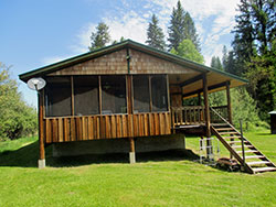 2 Bedrom Cabin with Yaak Rivertrontage - SOLD